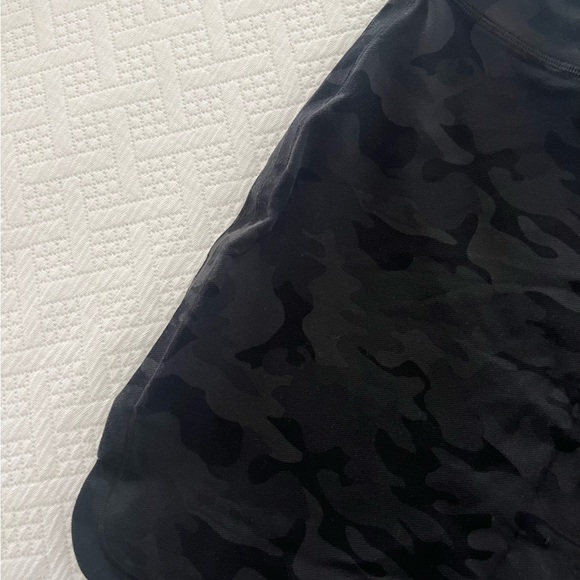 Lululemon Camo Skirt - Picture 4 of 4
